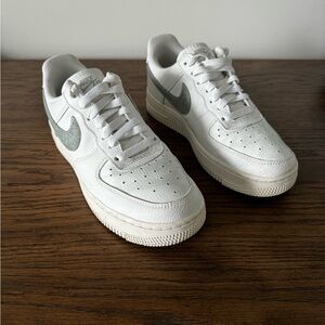 Women’s Size 9 Nike Air Force One Sage Glitter Swoosh